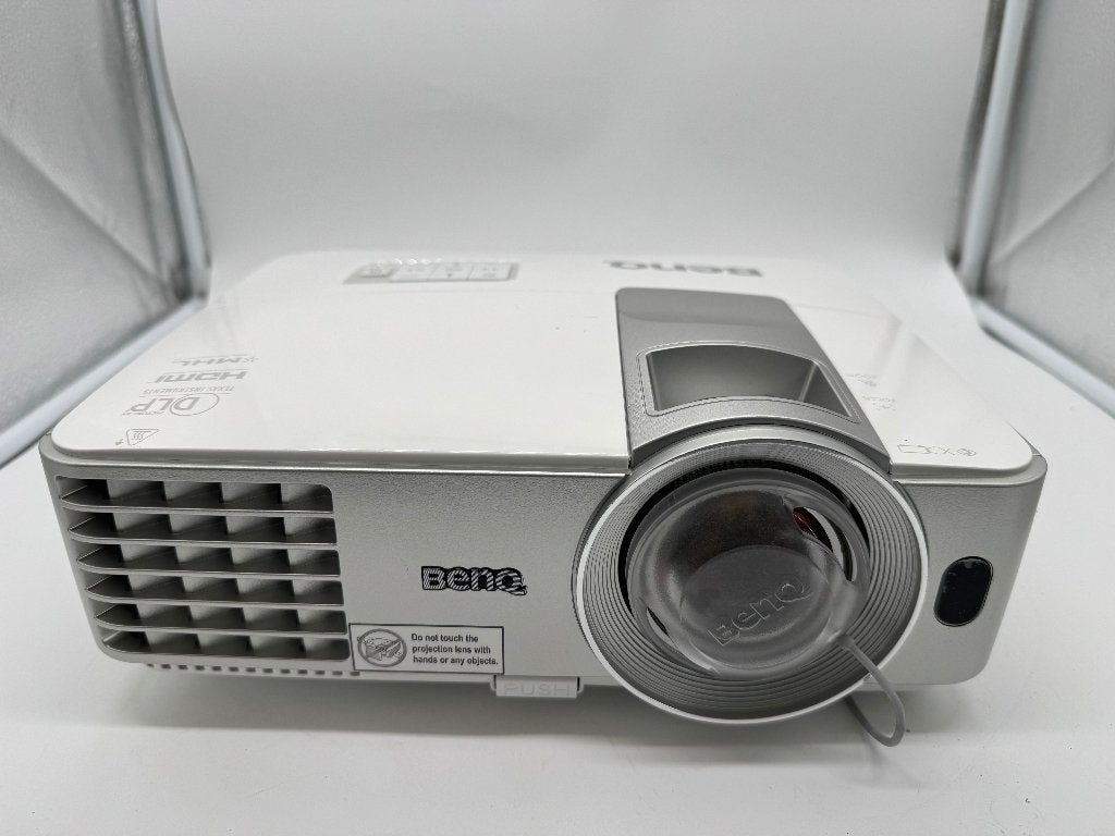 Benq Beamer Projector MW632ST, Audio, Tv en Foto, Beamers, Ophalen of Verzenden, Zo goed als nieuw, DLP, Full HD (1080)