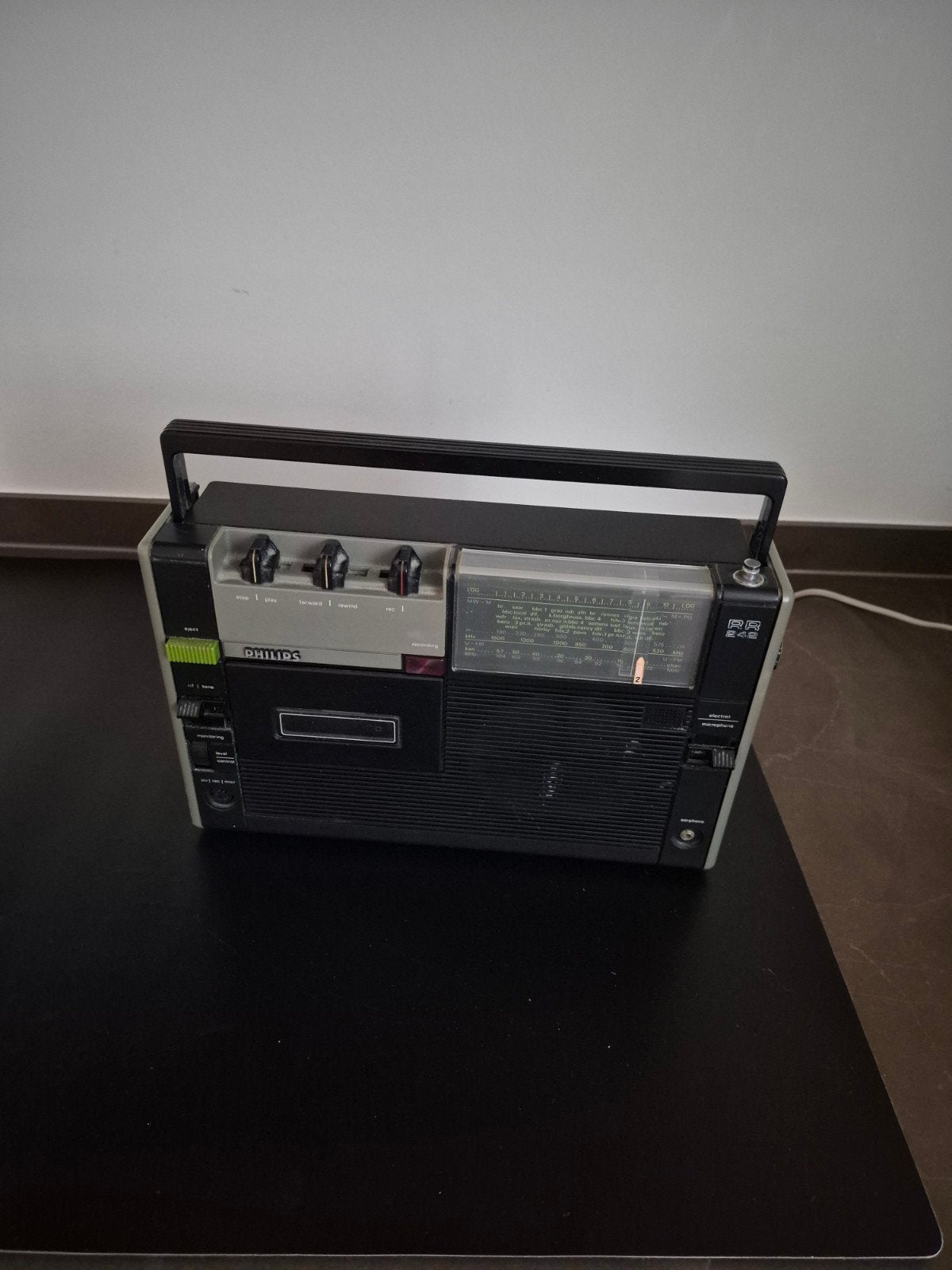 Philips RR 242 Radio Cassette Recorder - Radio werkt, Audio, Tv en Foto, Ophalen of Verzenden, Gebruikt, Radio
