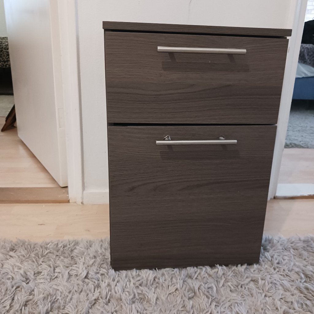 Nachtkastje, Huis en Inrichting, Slaapkamer | Nachtkastjes, Ophalen, Gebruikt, Minder dan 45 cm, 55 tot 70 cm