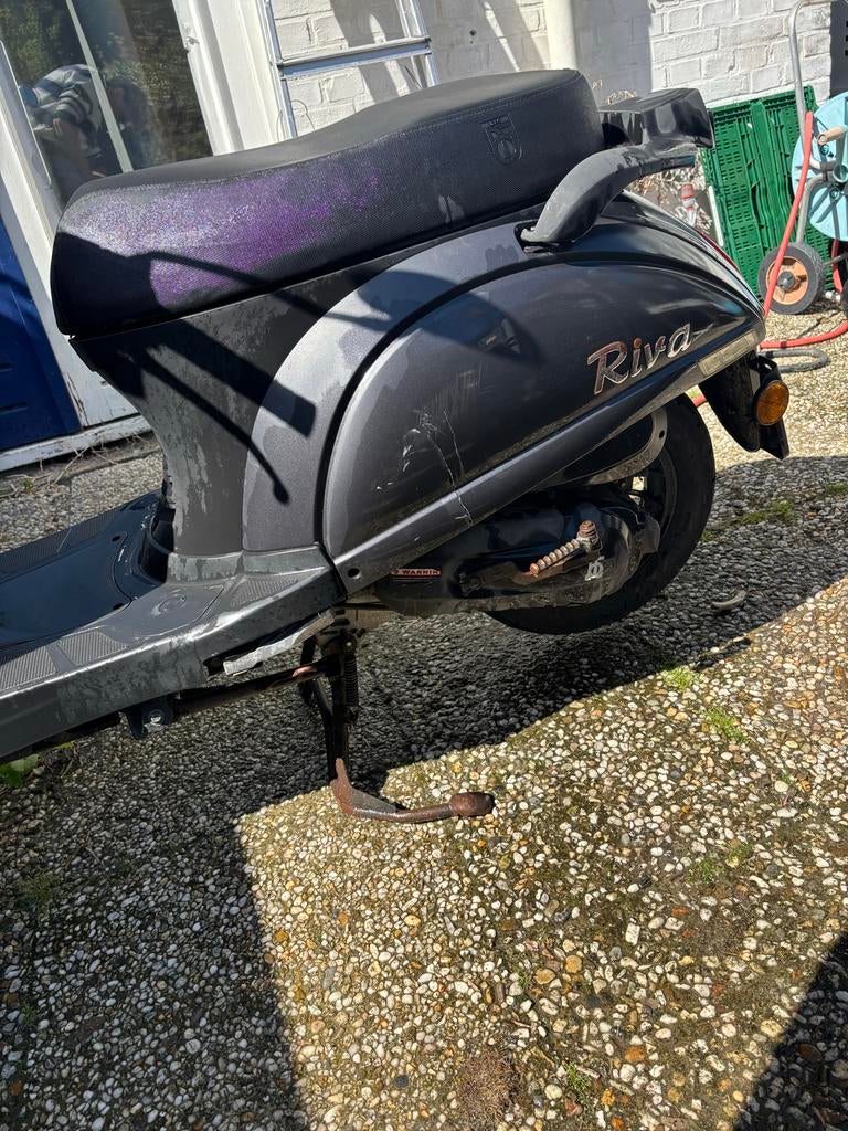 BTC Riva scooter (Start Niet!), Fietsen en Brommers, Snorfietsen en Snorscooters, Ophalen of Verzenden, Gebruikt, Benzine, Overige merken