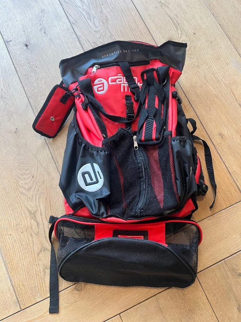 Zo goed als nieuwe, ruime en waterdichte schaatstas, Ophalen of Verzenden, Zo goed als nieuw, Overige typen, Overige merken