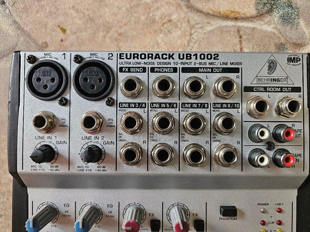 Behringer Eurorack UB1002, Ophalen of Verzenden, Zo goed als nieuw, 10 tot 20 kanalen