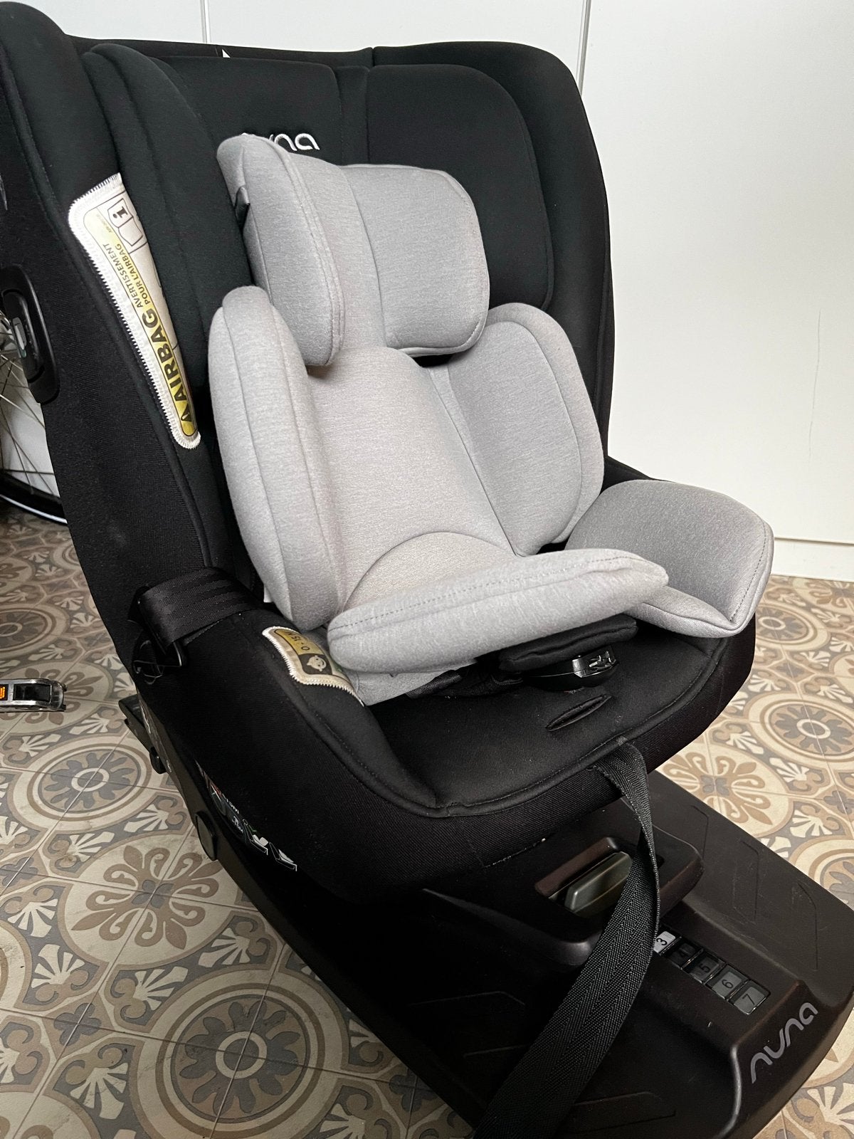 Nuna Prym i-Size autostoel met Isofix, 0-18kg, Kinderen en Baby's, Autostoeltjes, Overige merken, 0 t/m 18 kg, Verstelbare rugleuning