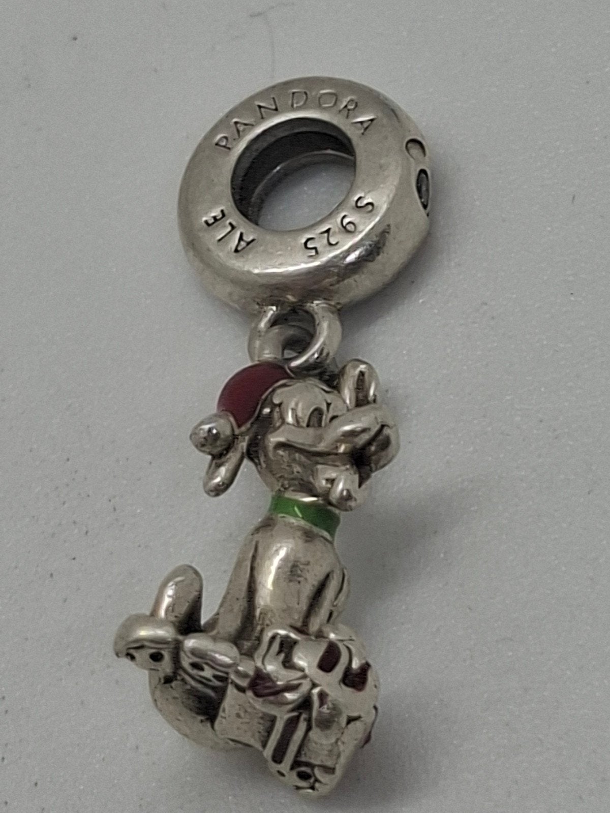Pandora Pluto Kerstbedel - Zilver ALE 925, 1 bedel, Ophalen of Verzenden, Zilver, Pandora