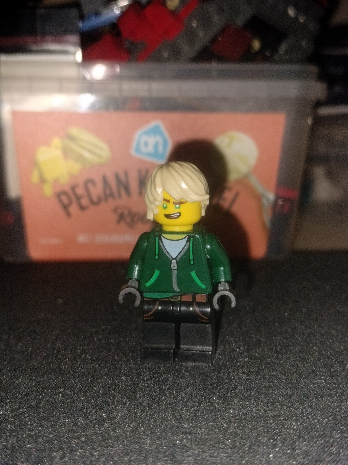 lego movie lloyd, Hobby en Vrije tijd, Ophalen of Verzenden, Bus of Vrachtwagen