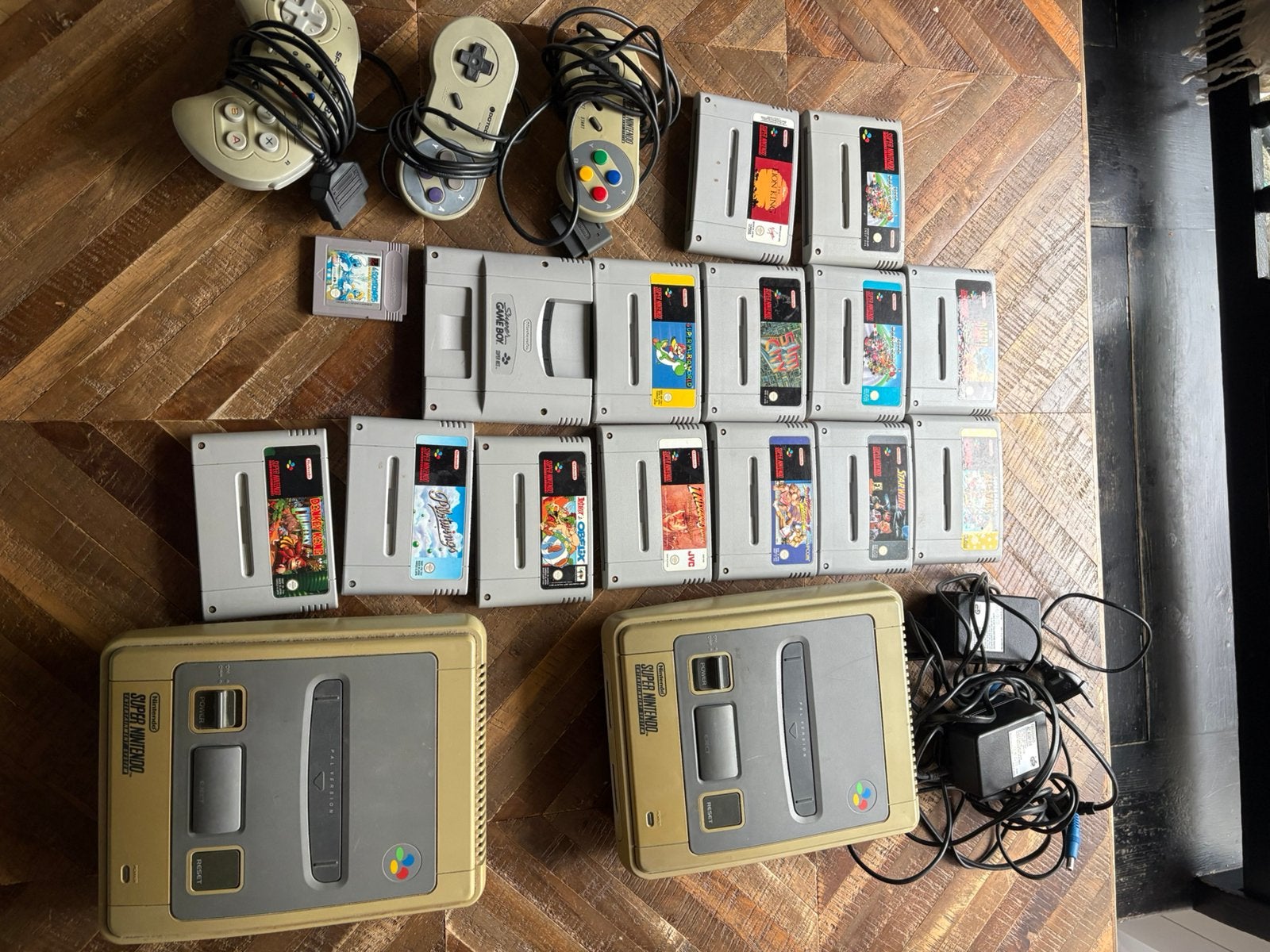 SNS pakket, Spelcomputers en Games, Spelcomputers | Nintendo Super NES, Ophalen, Gebruikt, Met 2 controllers, Met Super GameBoy adapter