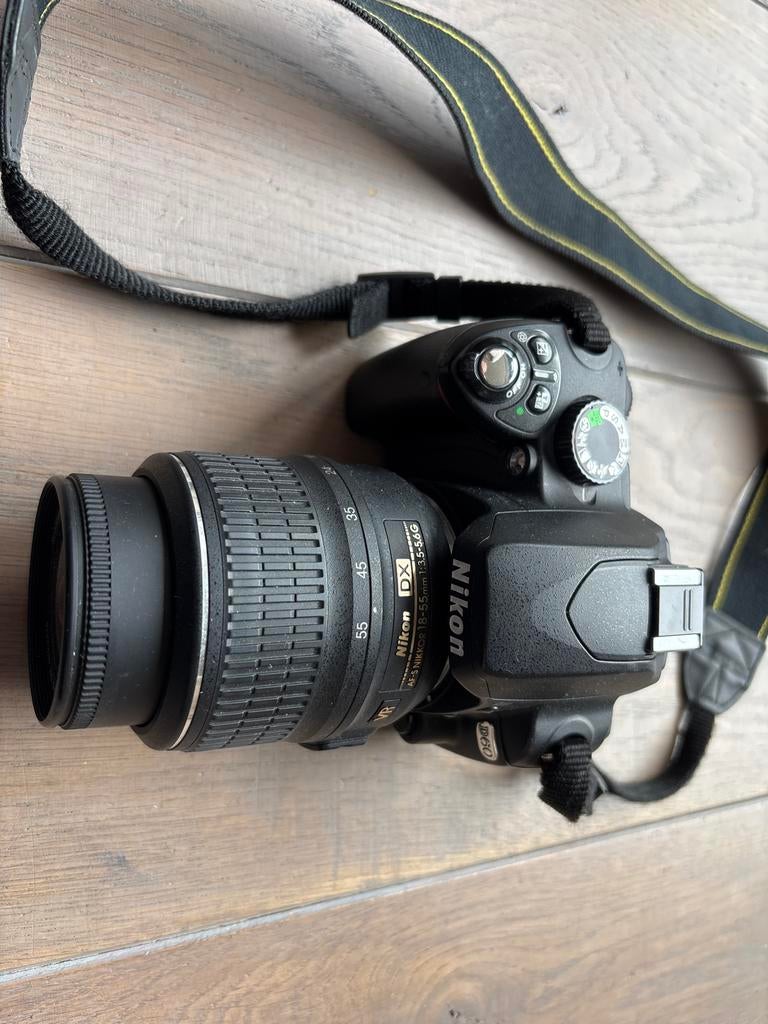 Nikon D60 Spiegelreflexcamera met AF-S NIKKOR 18-55mm lens, Audio, Tv en Foto, Fotocamera's Digitaal, Gebruikt, Spiegelreflex