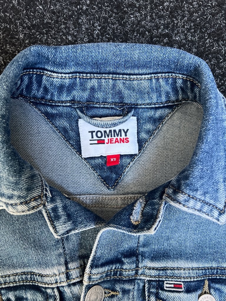 Spijkerjas Tommy Hilfiger maat XS, Blauw, Ophalen of Verzenden, Zo goed als nieuw, Maat 34 (XS) of kleiner