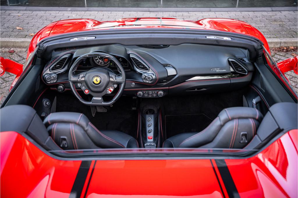 Ferrari 488 3.9 Spider HELE * NL geleverd * Atelier * Carbon, Automaat, Achterwielaandrijving, Gebruikt, Cabriolet