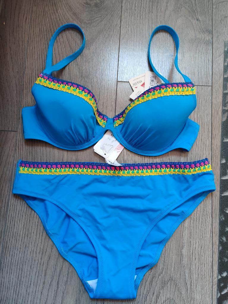 antigel nieuwe bikini maat 40 top 75C, Kleding | Dames, Badmode en Zwemkleding, Ophalen of Verzenden, Nieuw, Bikini