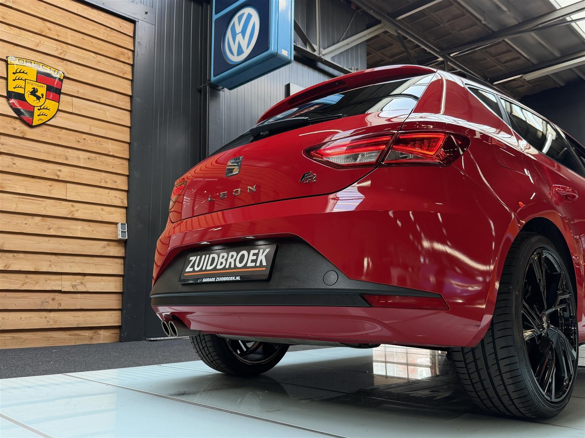Foto 12 van SEAT Leon 1.4 TSI FR Pano | Led | Maxton | Navi | Clima