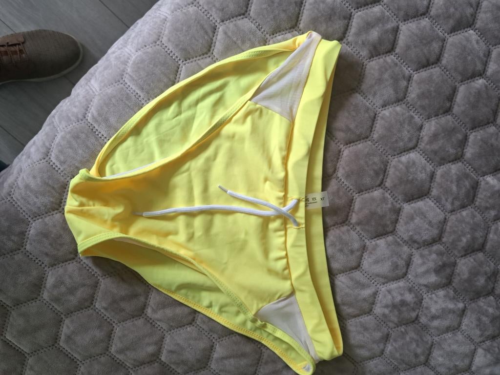 Zwemslip, Kleding | Heren, Badmode en Zwemkleding, Verzenden, Maat 56/58 (XL), Geel