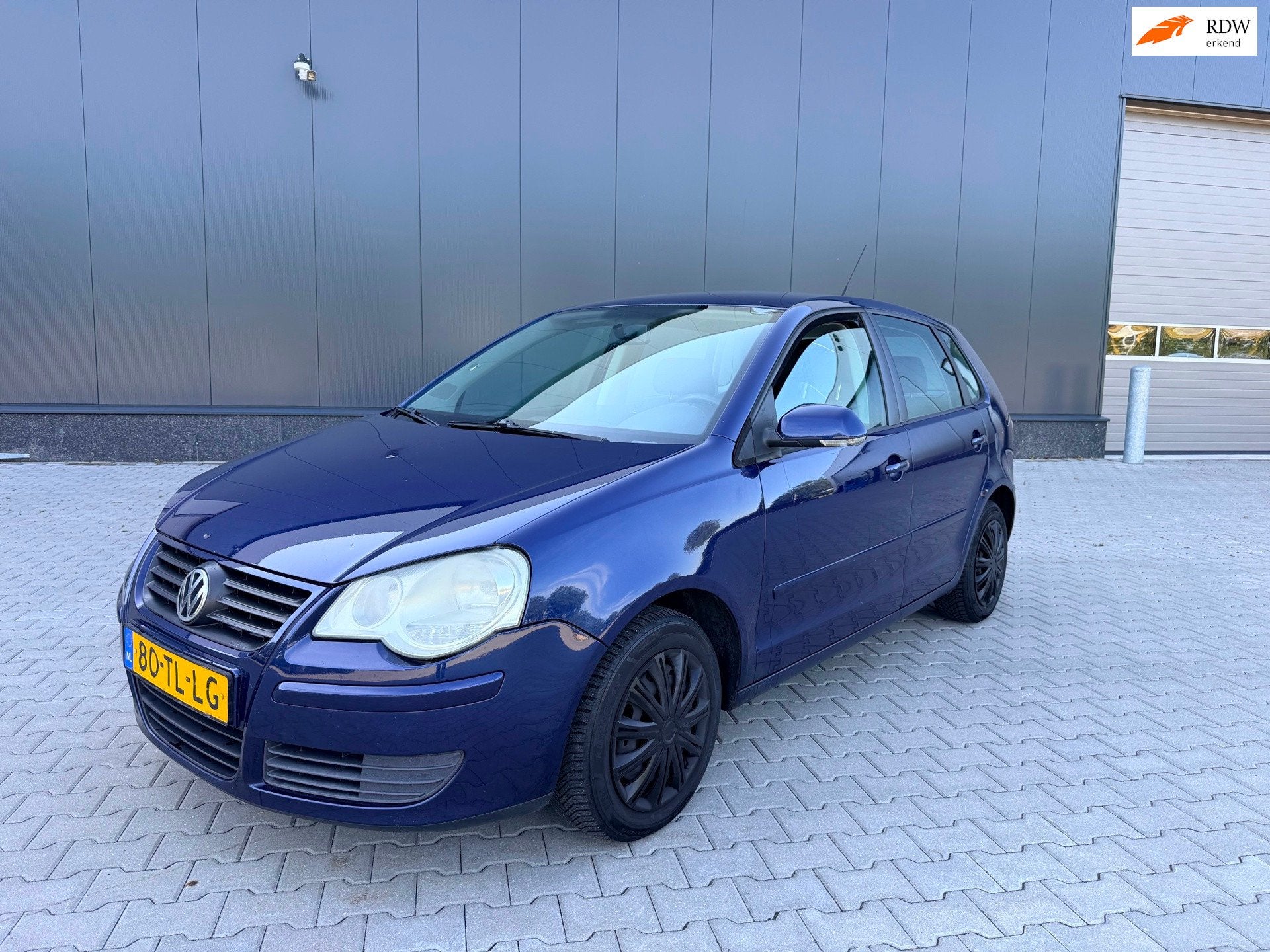 Volkswagen Polo 1.4-16V Optive, Voorwielaandrijving, 15 km/l, 4 cilinders, Blauw