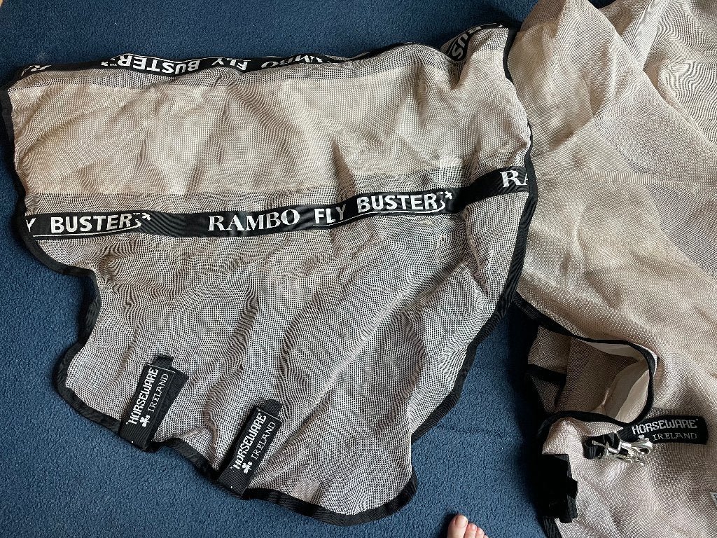 2x Rambo Vliegendeken Flybuster met afneembare hals, Gebruikt, Vliegendeken, Beige, Rambo