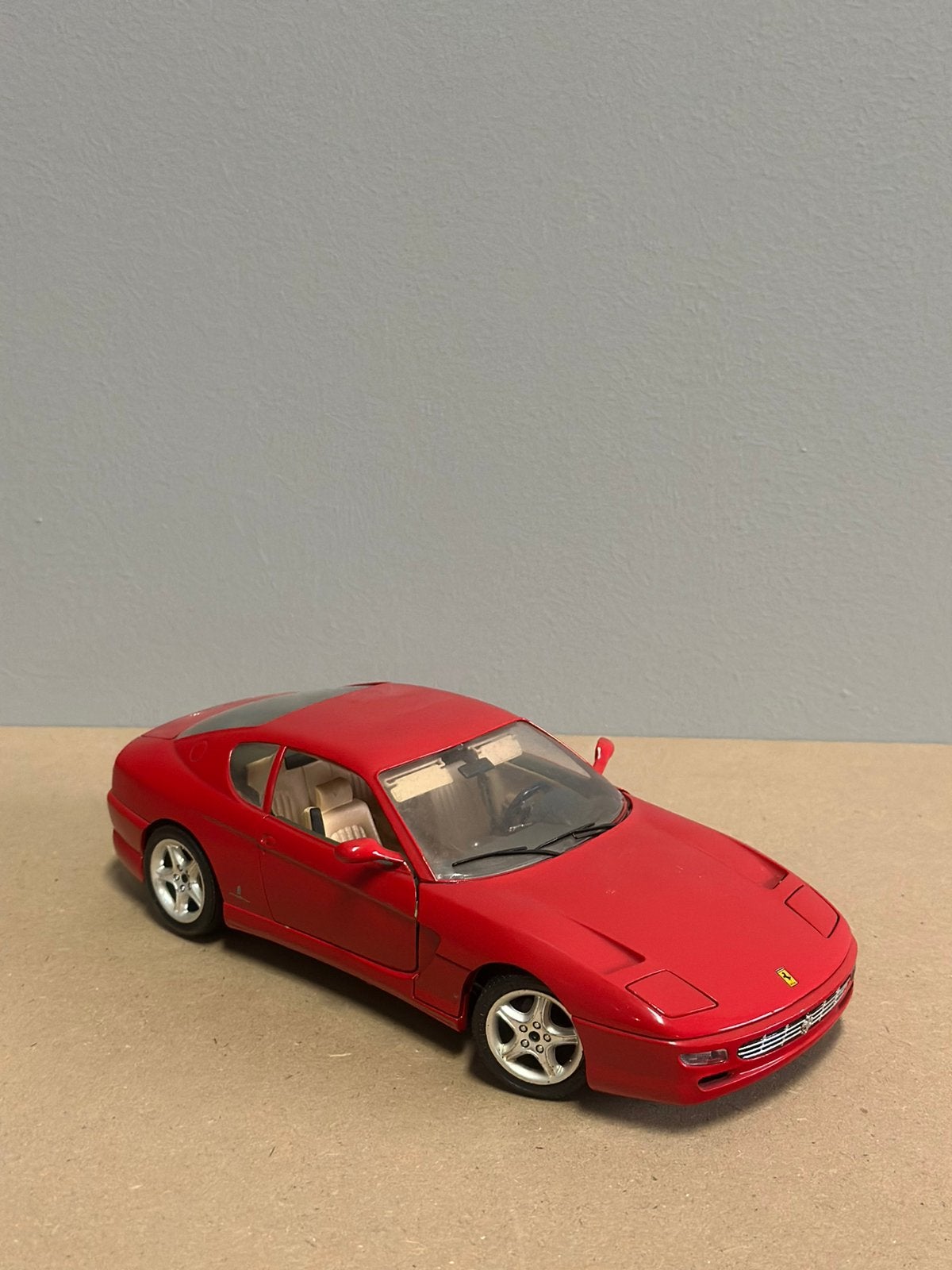 Ferrari 456gt modelauto 1:18 bburago, Hobby en Vrije tijd, Modelauto's | 1:18, Ophalen of Verzenden, Zo goed als nieuw, Auto, Bburago