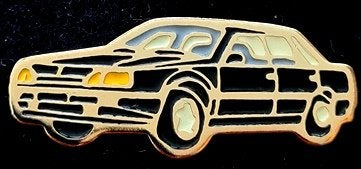 Renault Safrane pin- zwart gelakt, Verzamelen, Speldjes, Pins en Buttons, Verzenden, Nieuw, Transport, Speldje of Pin