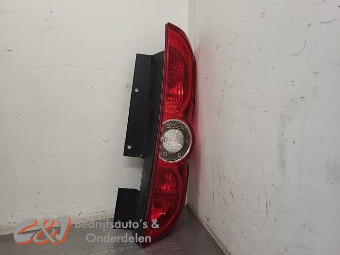 Achterlicht rechts van een Opel Combo, Gebruikt, -, -, Opel