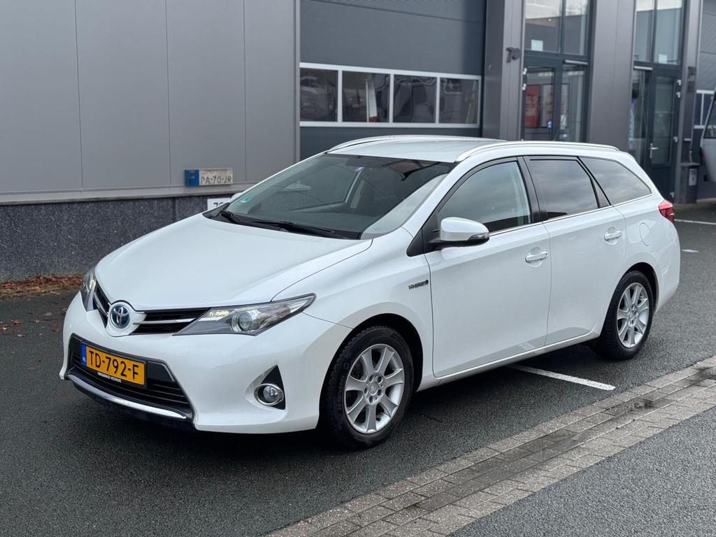 Toyota Auris Touring Sports 1.8 Hybrid Lease, Auto's, Toyota, Bedrijf, Te koop, Auris, ABS, Achteruitrijcamera, Airbags, Airconditioning
