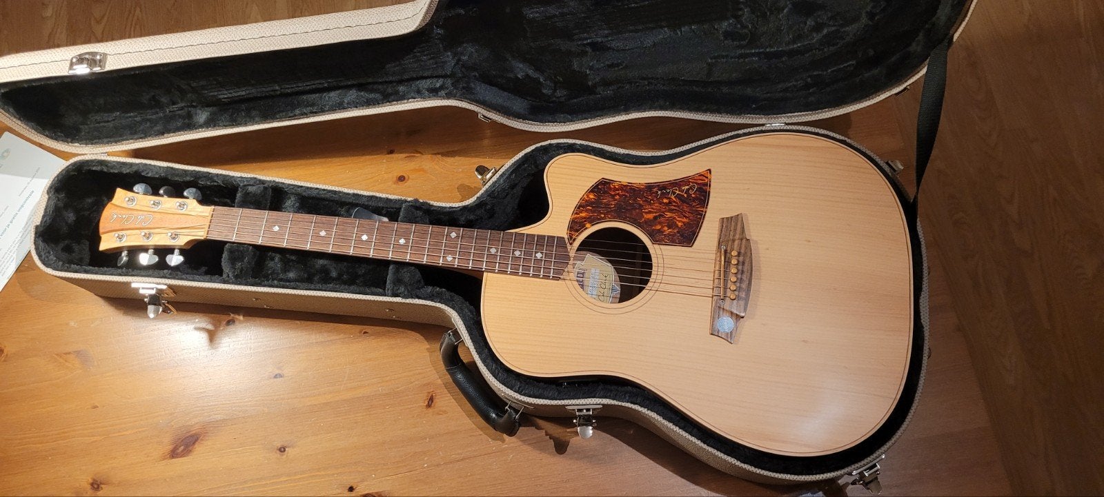 Cole Clark Fat Lady 2, EC - BB, Ophalen, Zo goed als nieuw, Western- of Steelstringgitaar, Met (piezo-)element