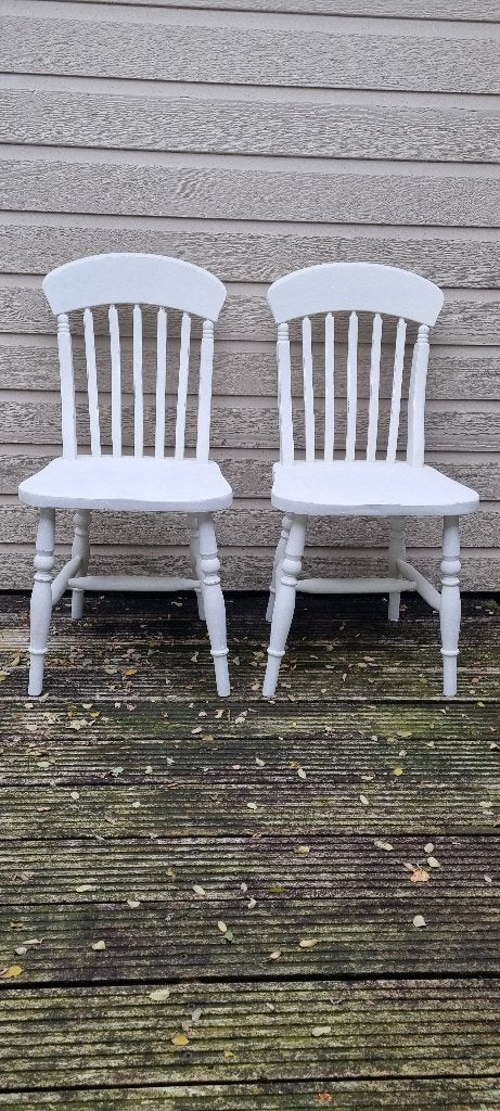 Set van 4 grenen houten eetkamerstoelen in landelijke stijl, Huis en Inrichting, Stoelen, Ophalen, Gebruikt, Wit, Vier