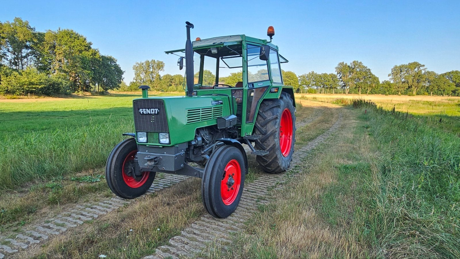 Fendt Farmer 105 LS Turbomatik, Ophalen, Gebruikt, Meer dan 10000, Tot 80 Pk