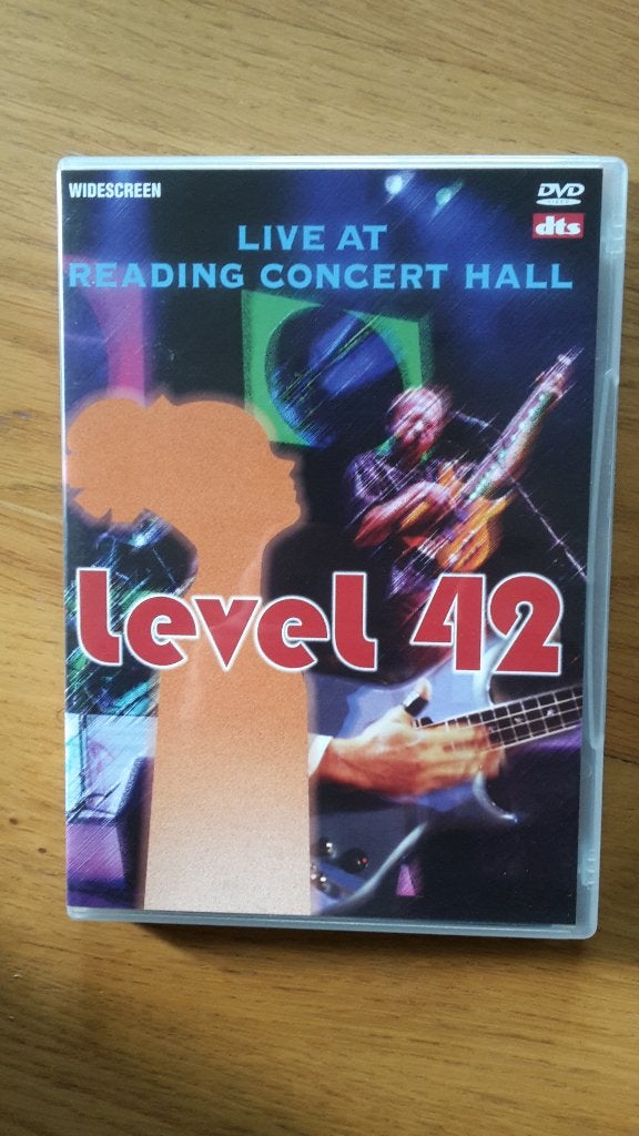 DVD Level 42 - Live at Reading Concert Hall, Alle leeftijden, Ophalen of Verzenden, Zo goed als nieuw, Concert