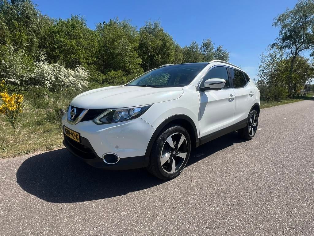 Nissan Qashqai 1.2 Wit 2017 automaat 360 camera, Stof, 4 cilinders, Wit, 115 pk