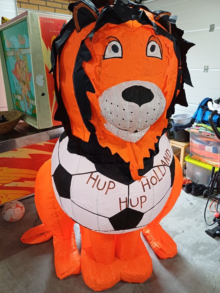 Oranje leeuw inclusief blower, Ophalen of Verzenden, Nieuw, Overige typen, Oranje of Koningsdag