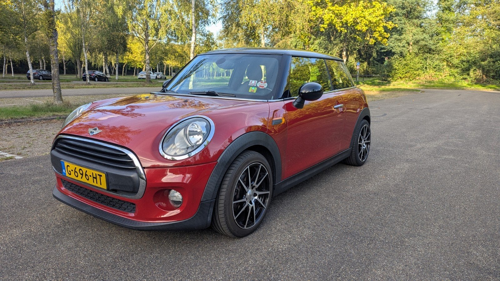 Mini Cooper 2015 Rood, 136 pk, 4 stoelen, 49 €/maand, 14 km/l