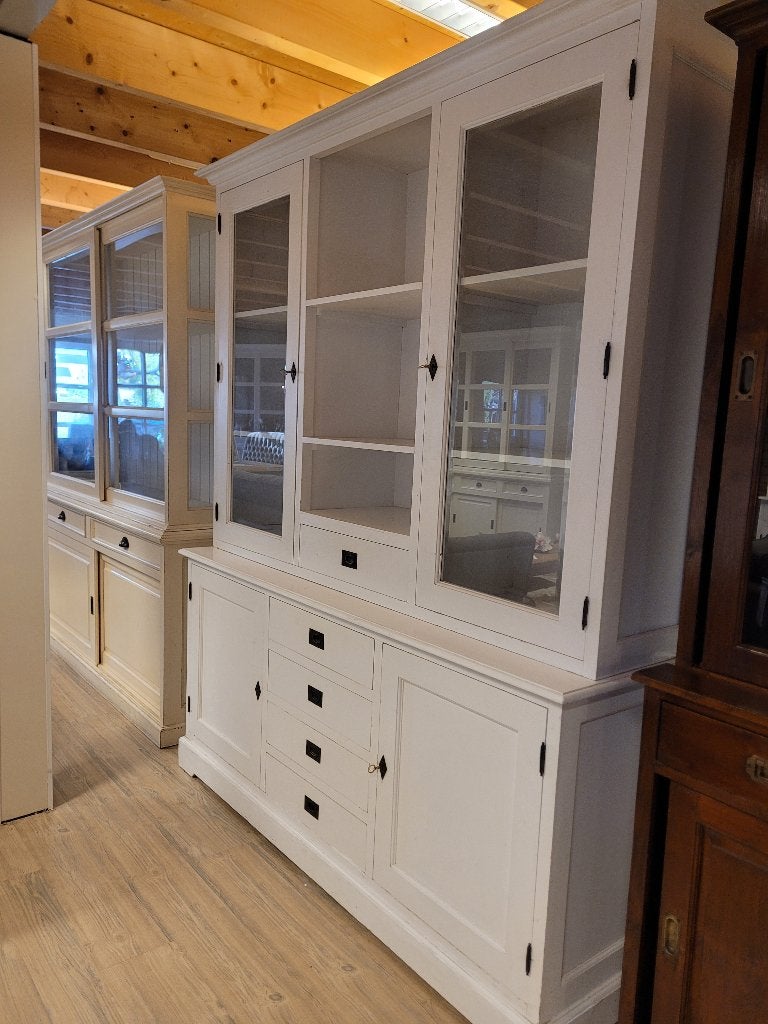 *ACTIE* Mooie Brocante Witte Buffetkast/ Winkelkast (2530H), Huis en Inrichting, Gebruikt, Met deur(en), 200 cm of meer, Landelijke Brocante Buffetkast Kleur Wit Gratis Bezorging