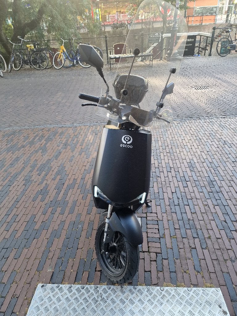 Escoo torcido mat zwart ., Fietsen en Brommers, Scooters | Overige merken, Ophalen, Escoo torcido, Maximaal 45 km/u, Elektrisch