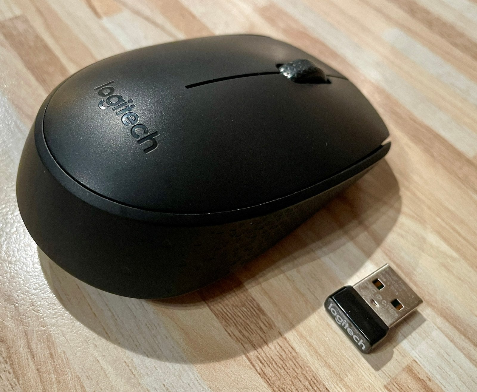 Logitech draadoze muis, Rechtshandig, Muis, Ophalen of Verzenden, Zo goed als nieuw