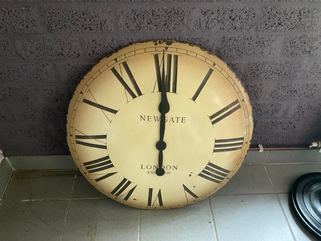 Grote Newgate London wandklok met Romeinse cijfers, Ophalen of Verzenden