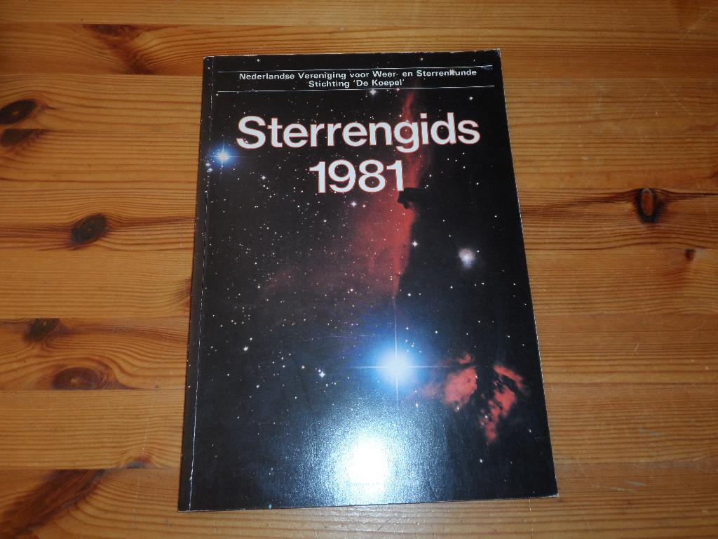 Sterrengids 1981, Boeken, Ophalen of Verzenden, Gelezen, Natuurwetenschap