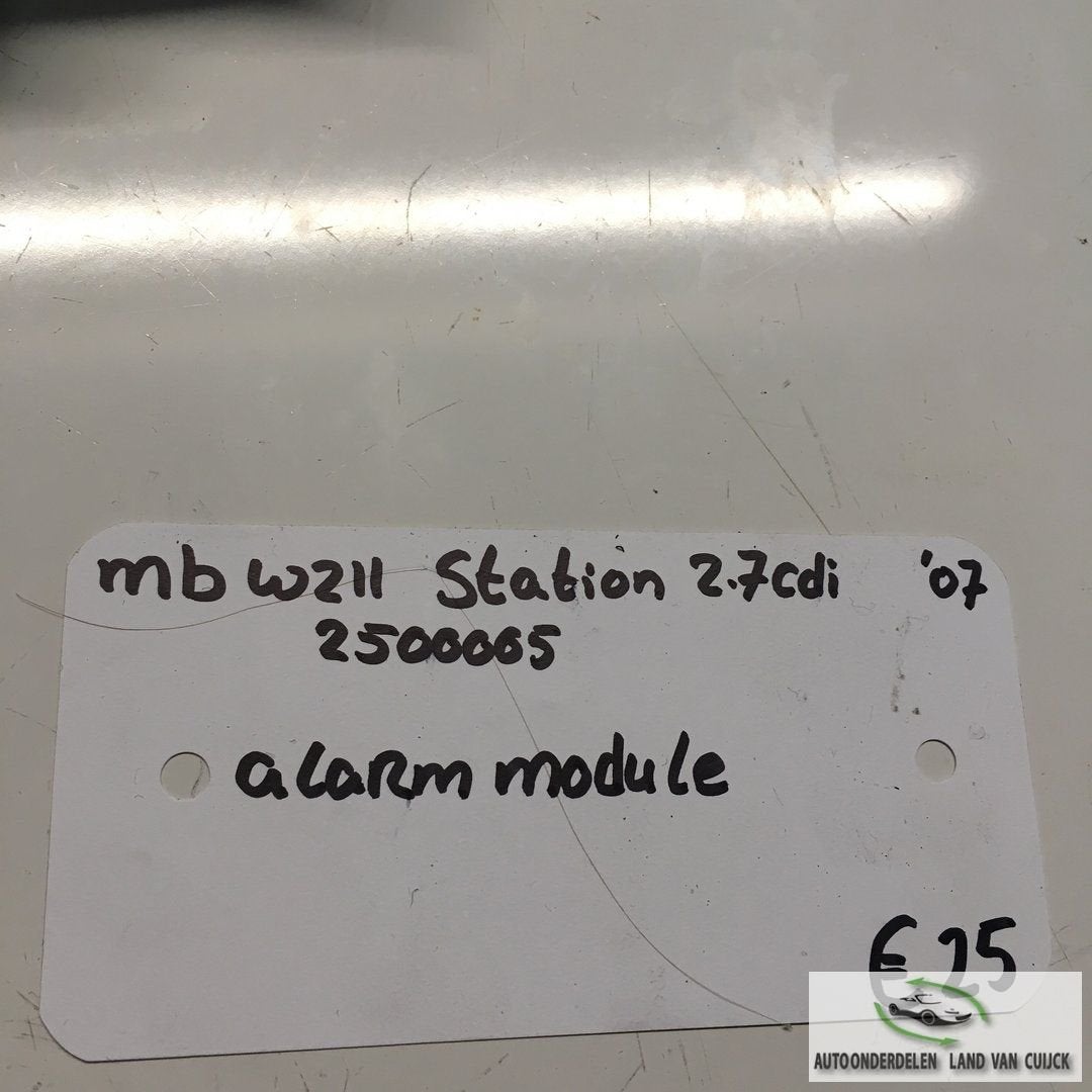 Mercedes W211 Station 2.7 cdi 2007    2500005  Alarm Module