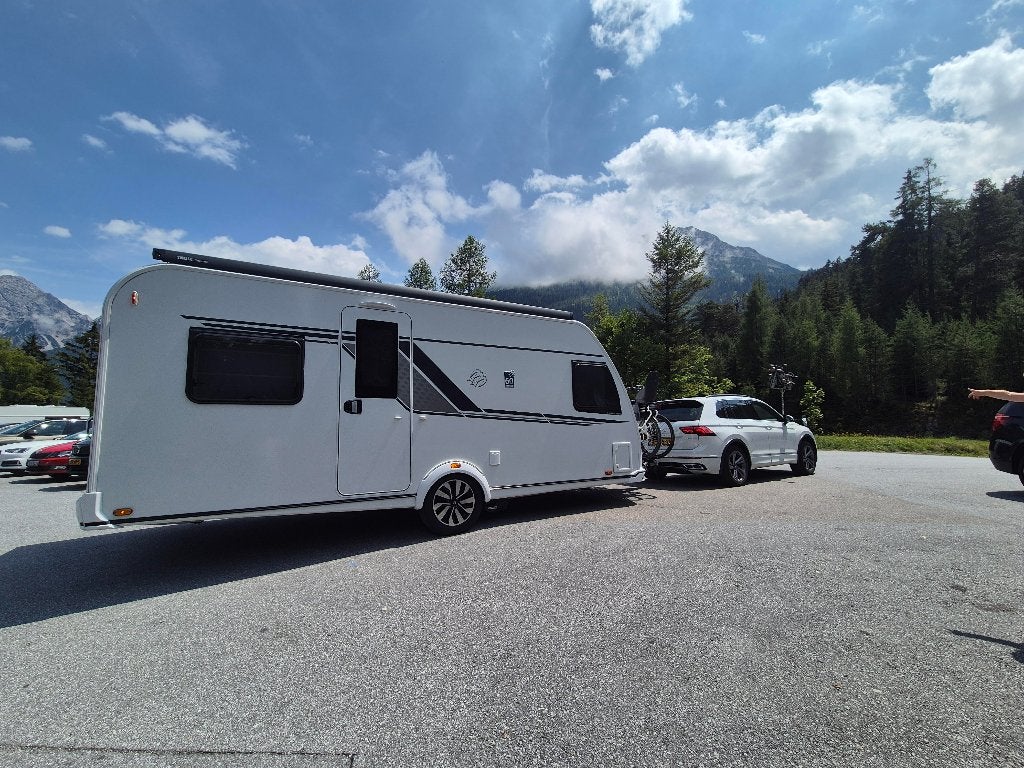 Knaus Südwind 500 FU 60 Years Edition – Compleet uitgevoerd, Luifel, Rondzit, Frans bed, Particulier