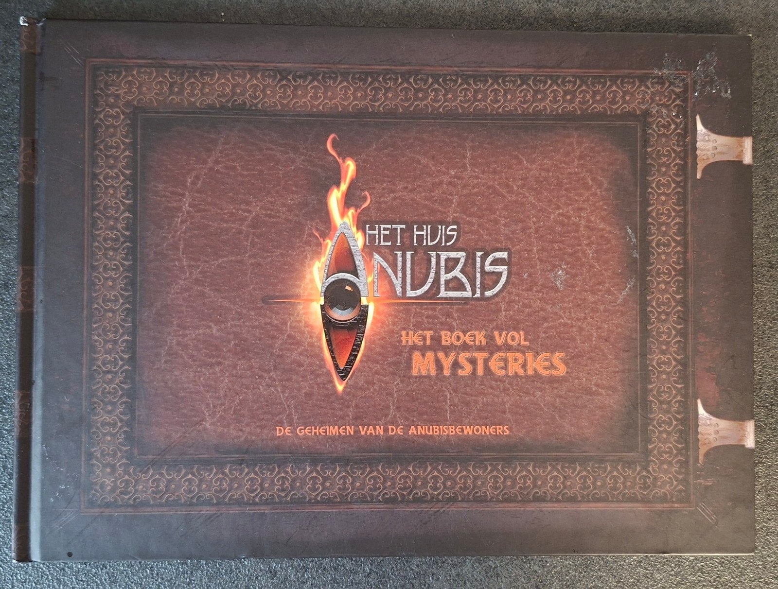 Het Huis Anubis.  Het boek vol Mysteries, Verzamelen, Ophalen of Verzenden, Overige typen