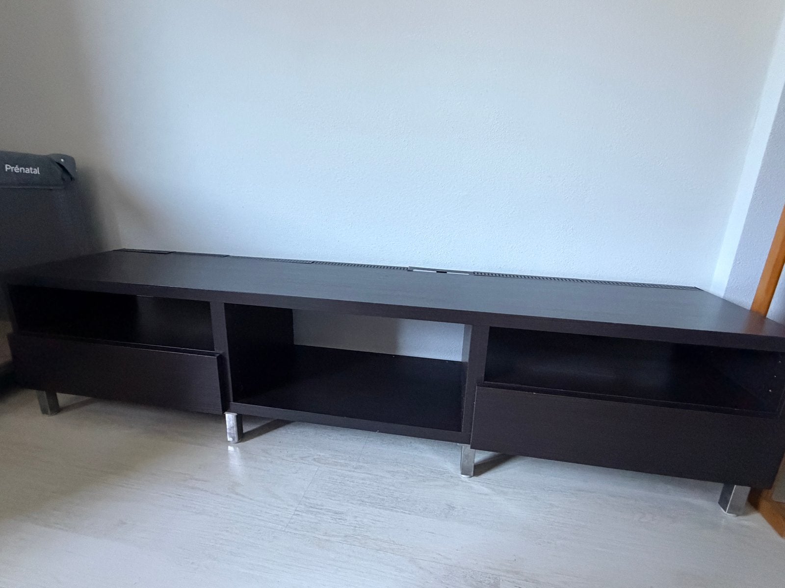 IKEA TV kast bruin-zwart -  B 180 x D 39 cm x H 42,50, Ophalen, Zo goed als nieuw, Hout, Cd's of Dvd's