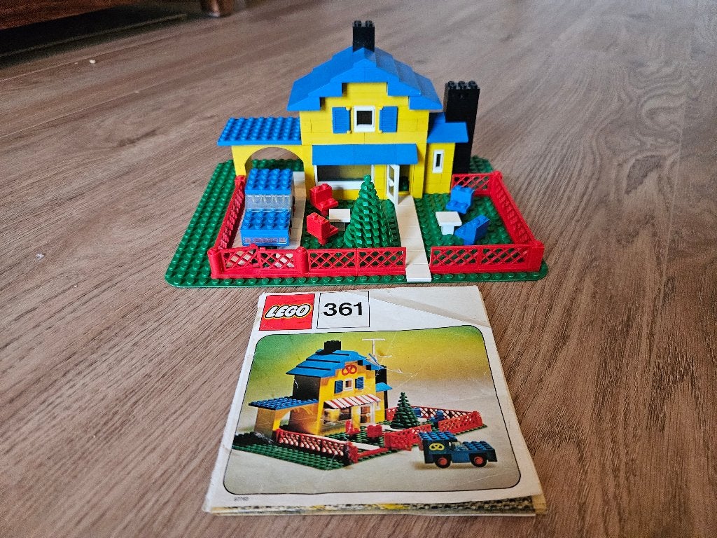 Lego 361 Tea Garden Cafe with Baker's Van vintage 1974, Lego, Inclusief instructies, Ophalen of Verzenden, Complete set