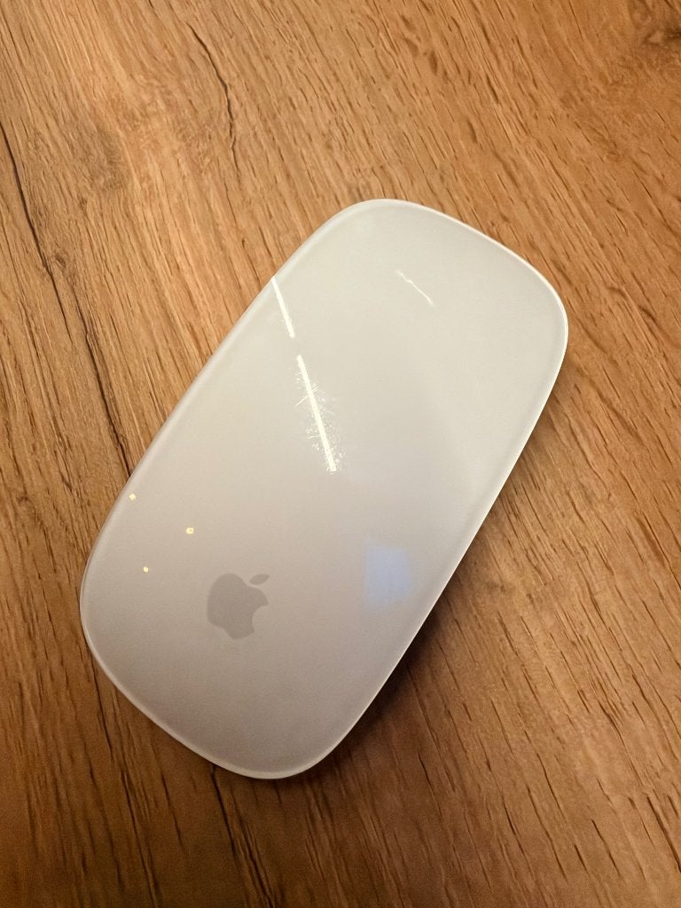Apple Magic Mouse 2 wit oplaadbaar via Lightning, Computers en Software, Muizen, Gebruikt, Overige typen, Ophalen of Verzenden