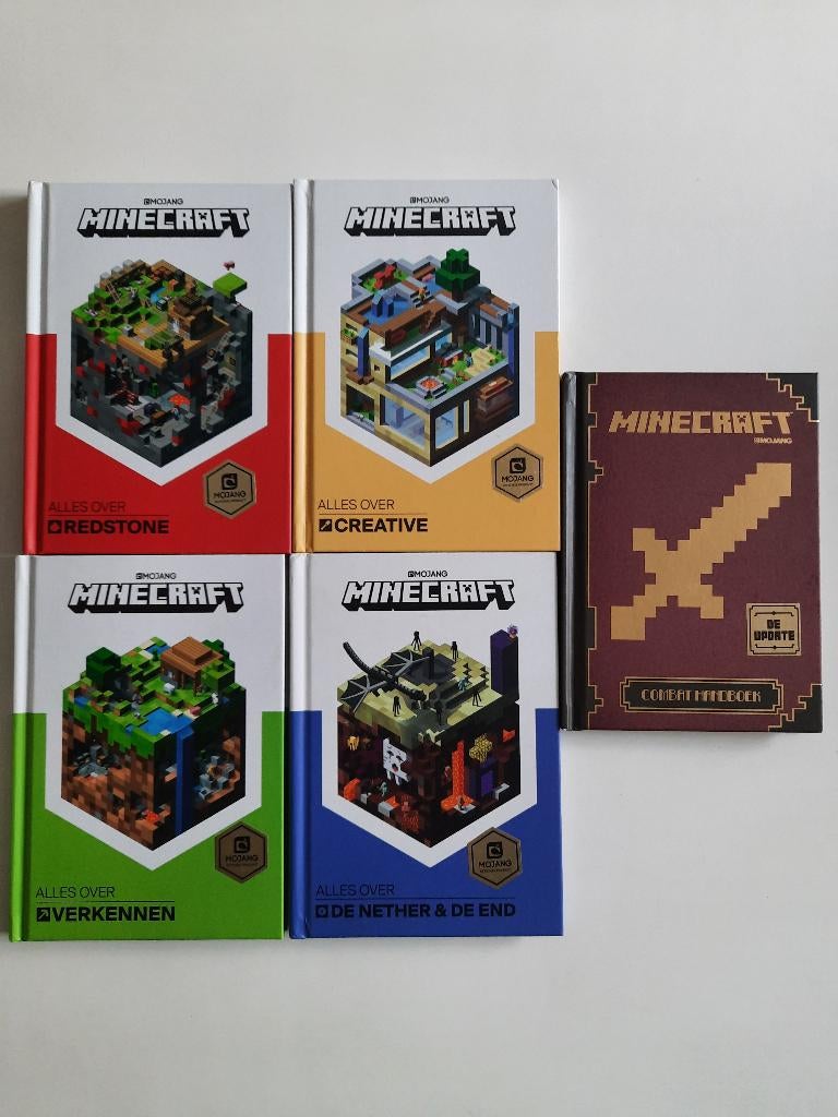5 minecraft boeken, Fictie algemeen, Zo goed als nieuw, Mojang, Ophalen of Verzenden