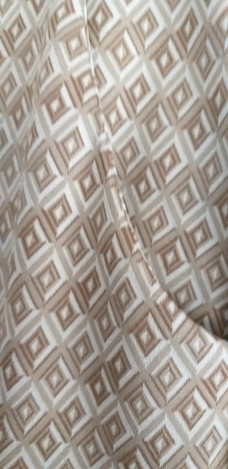 Stijlvolle beige broek met geometrisch patroon, Maat 38/40 (M), Beige, Ophalen of Verzenden, Lang