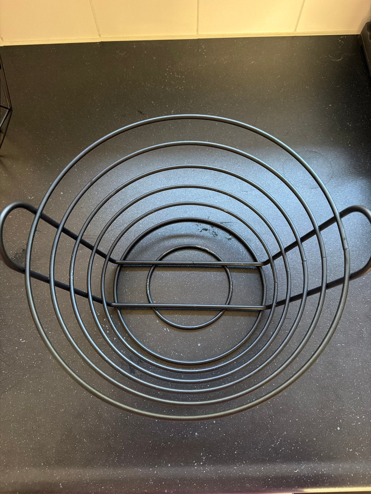 Metalen Fruitschaal / Draadmand - Zwart, Huis en Inrichting, Woonaccessoires | Schalen en Manden, Ophalen, Met handvatten, Mand