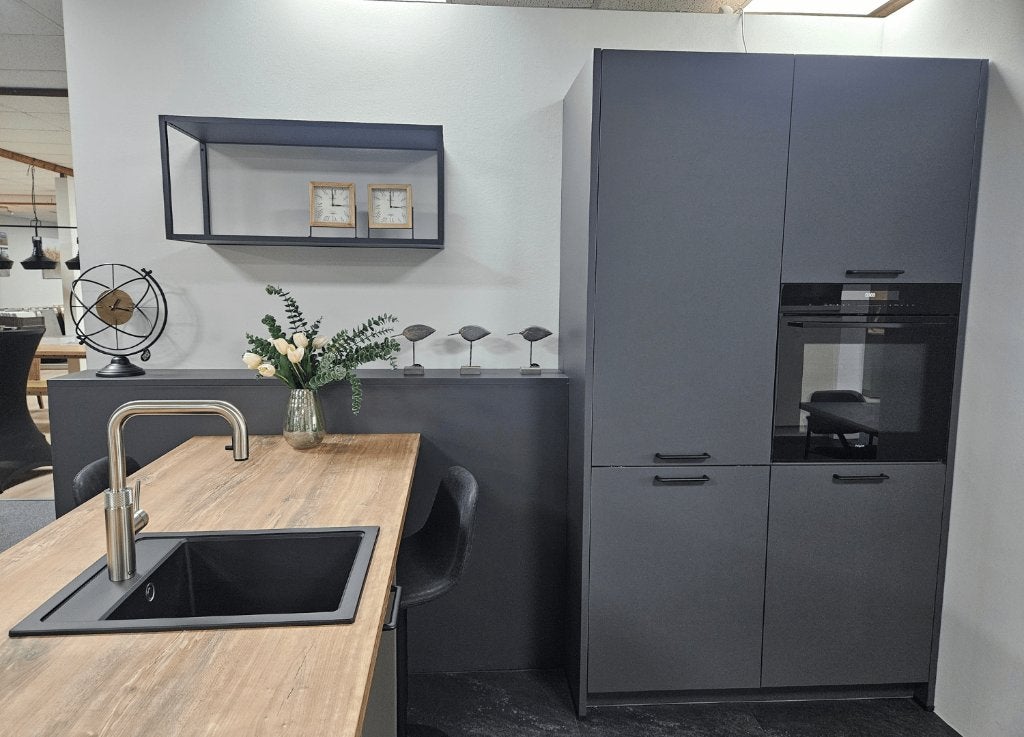 Showroomkeuken metallic zandgrijs met Quooker, Huis en Inrichting, 75 cm of meer, Nieuw, 200 cm of meer, Werkstraße 3 32289 Rödinghausen Duitsland