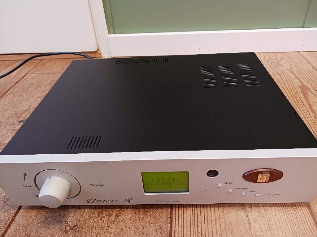 Unison Reseach Unico R tuner, Ophalen of Verzenden, Zo goed als nieuw