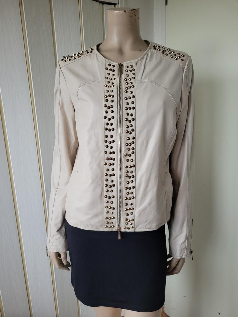 Ginger leren jas met studs, crème, maat 40/L, Kleding | Dames, Jassen | Zomer, Zo goed als nieuw, Maat 42/44 (L), Beige, Ophalen of Verzenden