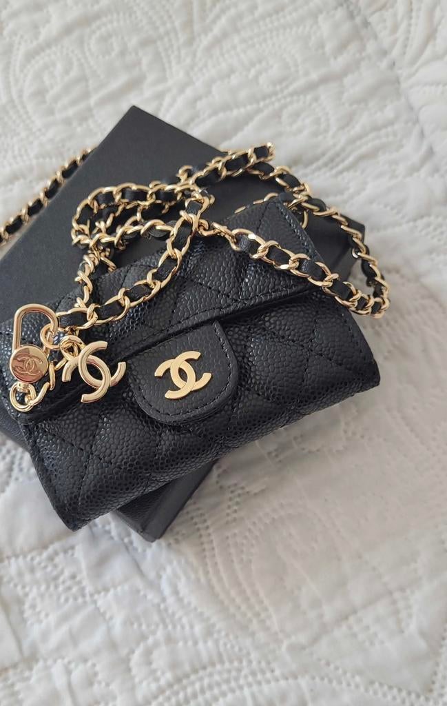 Tasje nieuw in doos, Sieraden, Tassen en Uiterlijk, Tassen | Damestassen, Ophalen of Verzenden, Nieuw, Zwart, Handtas