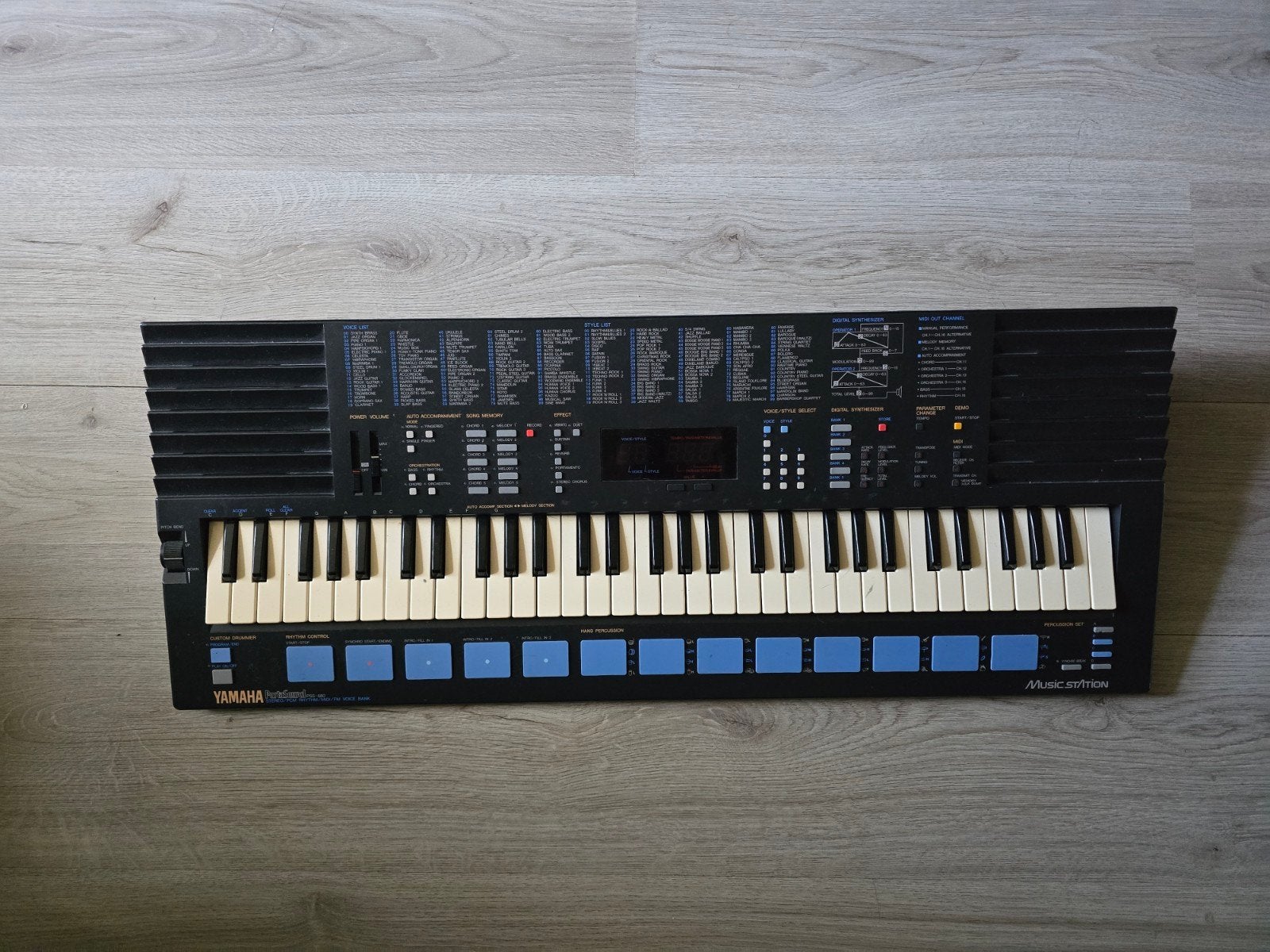 Yamaha PSS-680, Muziek en Instrumenten, Keyboards, Ophalen of Verzenden, 61 toetsen, Gebruikt, Midi-aansluiting