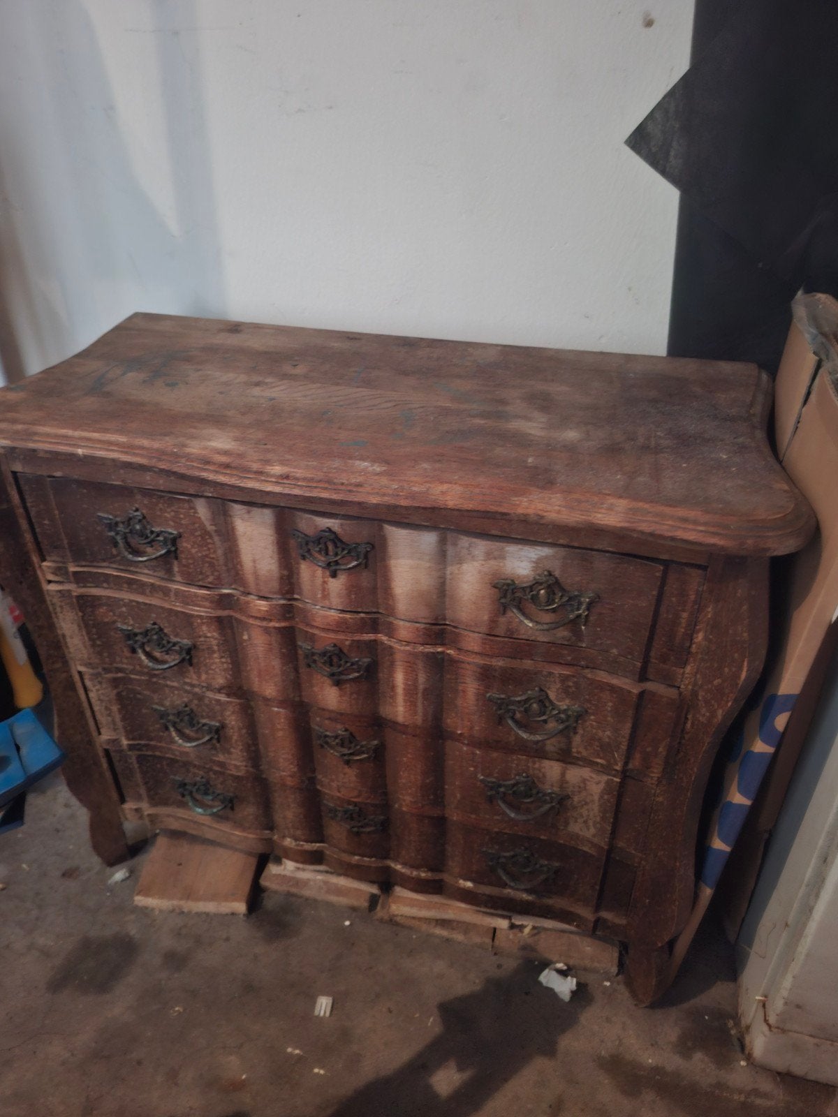 Oud kastje met liefde nodig - Opknapper, Huis en Inrichting, Kasten | Dressoirs, Ophalen