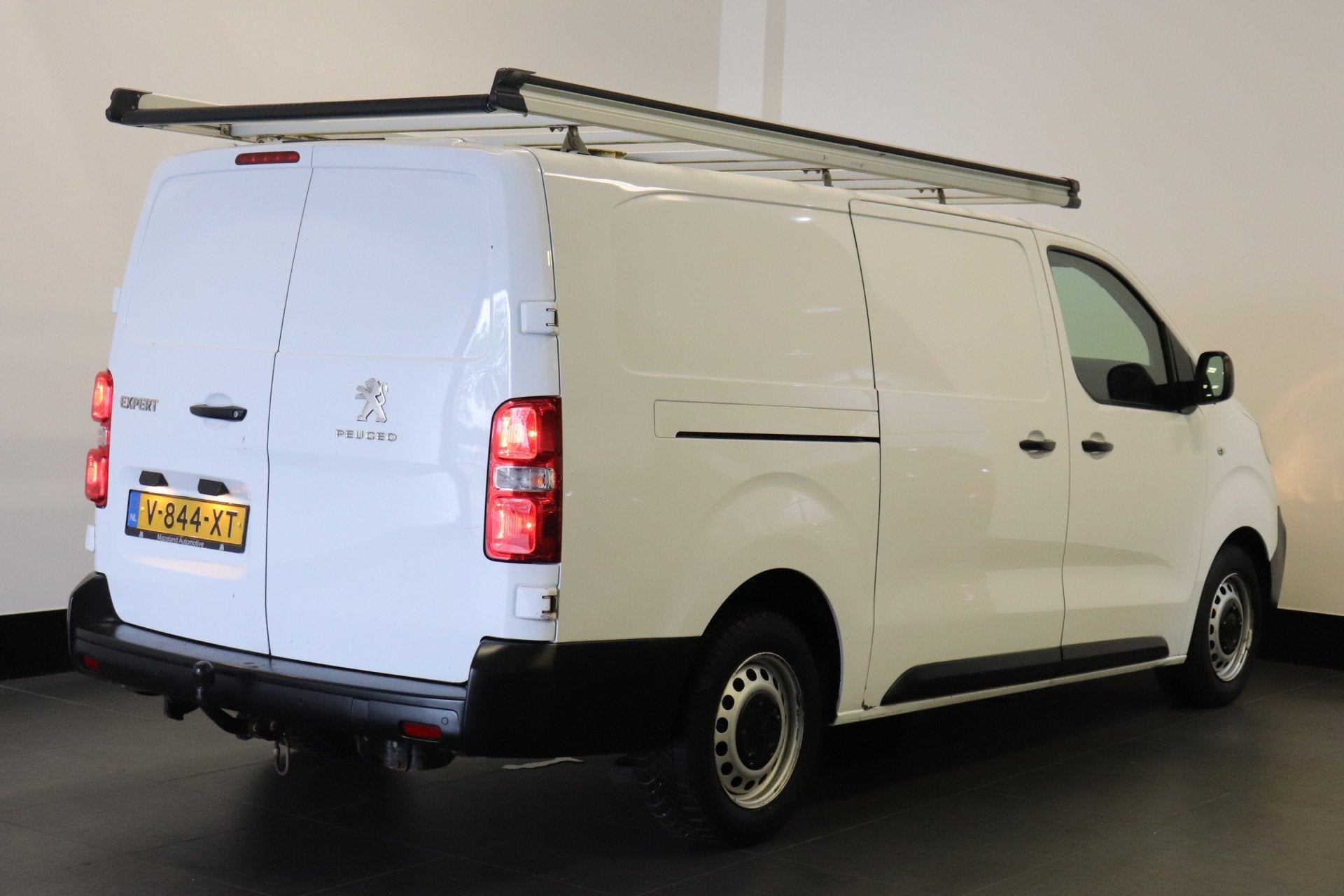 Peugeot Expert 2.0 BlueHDI 122PK L3 EURO 6 - Airco - Navi -, Voorwielaandrijving, Gebruikt, 4 cilinders, Leder en Stof